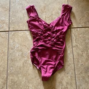 Mirella leotard. Ballet leotard. Adult small. Weaved pattern. Very flattering!